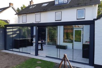 Glazen schuifwand Sunparadise VG 17 in aluminium veranda