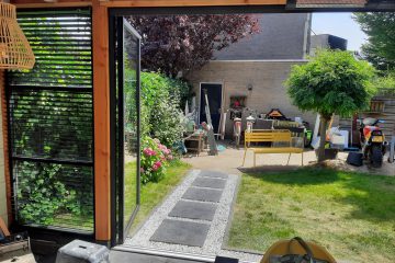 Open SF55 vouwwand van Sunflex in Den Bosch