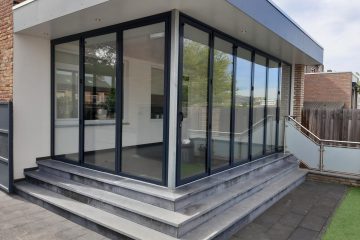 Glazen vouwwand van Sunflex in Elsloo (Limburg)